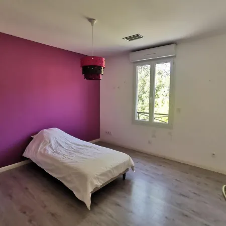 La Maison Dans La Colline *
