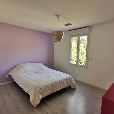 Holiday home La Maison Dans La Colline Velleron